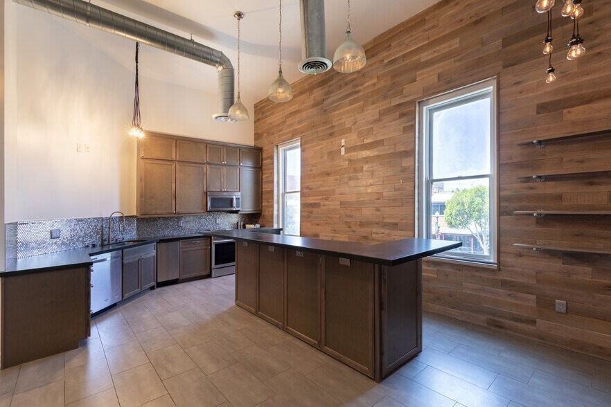 More Photos Of 401 S Mill Ave, Tempe Loft Creative Space For Sale