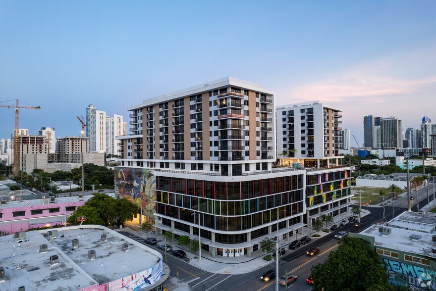 More Photos Of 2221 N Miami Ave, Miami Office For Lease