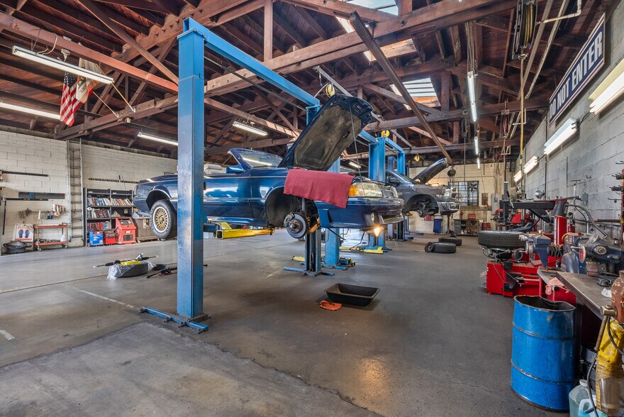 More Photos Of 12211 Hadley St, Whittier Auto Repair For Sale