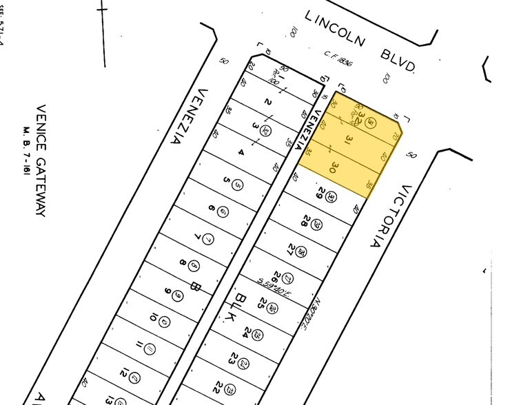 More Photos Of 2121 Lincoln Blvd, Venice Freestanding For Lease