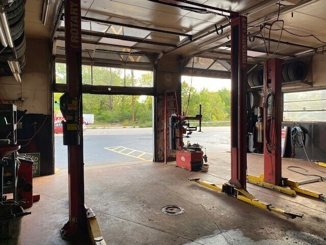 More Photos Of 230 Scottsville Rd, Rochester Service Station For Sale