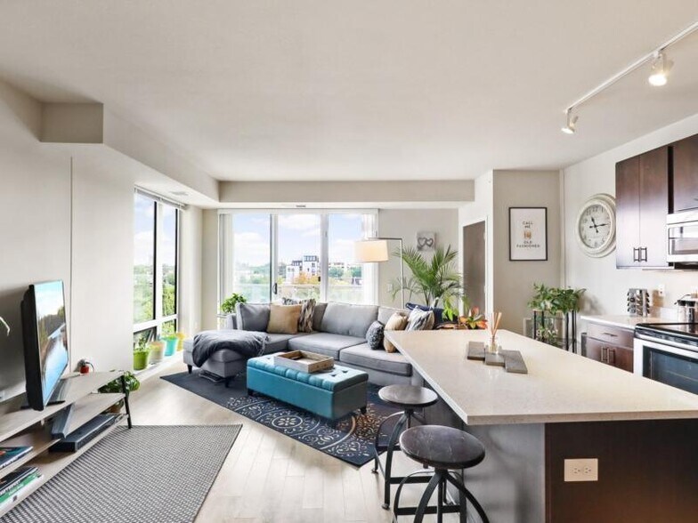More Photos Of 2922 Aldrich Ave S, Minneapolis Apartments For Lease