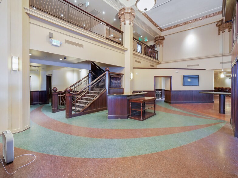 More Photos Of 1100 S Flower St, Los Angeles Office For Lease