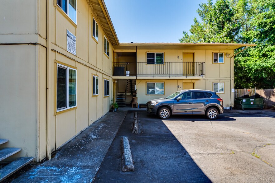 More Photos Of , Eugene Multifamily For Sale