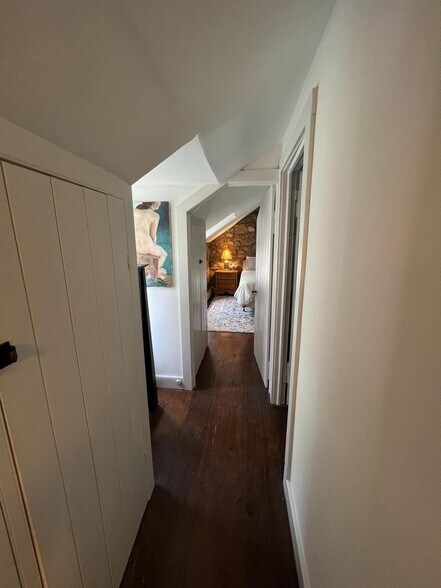 More Photos Of 6230 Lower York Rd, New Hope Freestanding For Sale