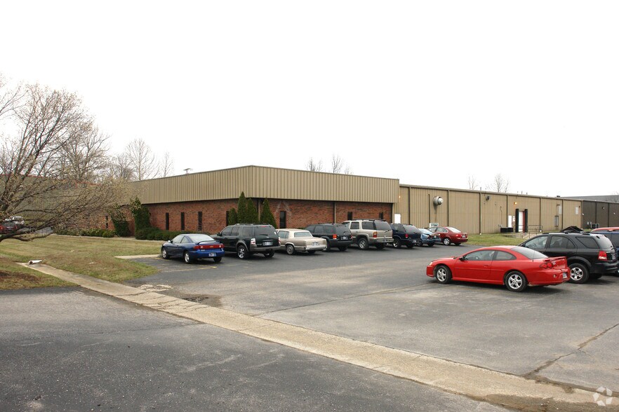 Primary Photo Of 1638 Production Rd, Jeffersonville Light Distribution For Sale