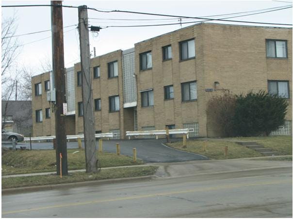 More Photos Of 4467 Lee Rd, Cleveland Apartments For Sale