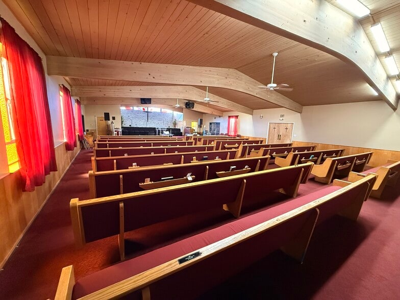 More Photos Of 1850 15th St, San Pablo Religious Facility For Sale