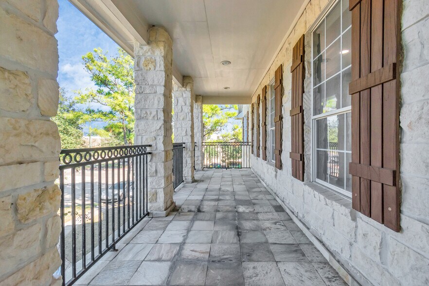 More Photos Of 8125 N Sam Houston Pky W, Houston Medical For Sale