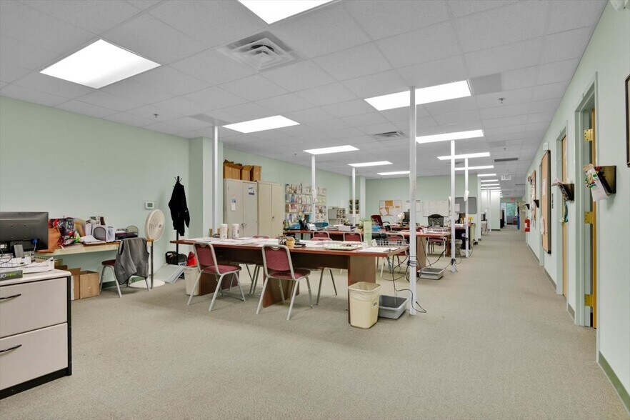 More Photos Of 300 Harper Dr, Moorestown Medical For Lease