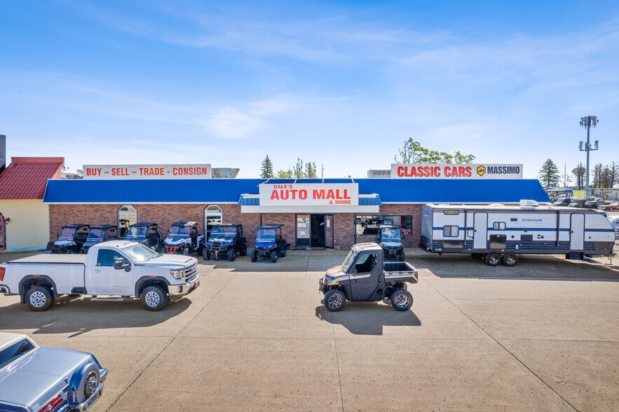 More Photos Of 417 24th St SW, Jamestown General Retail For Sale