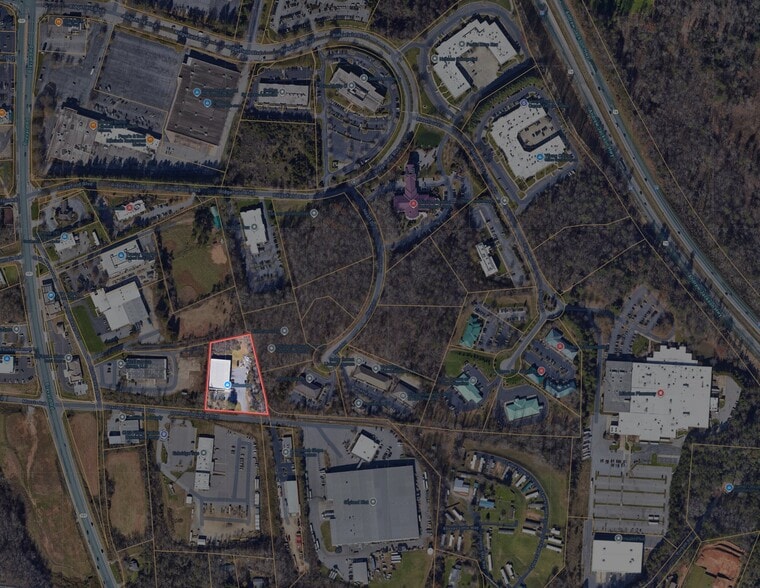 More Photos Of 20 Overland Industrial Blvd, Asheville Distribution For Sale