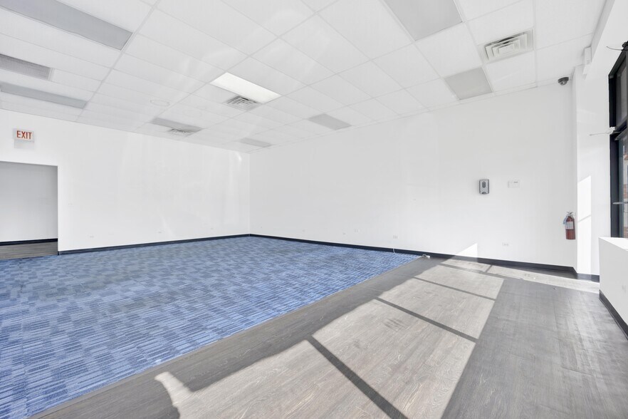More Photos Of 3430 S Archer Ave, Chicago Storefront For Lease