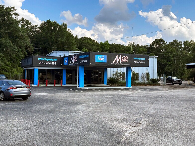 More Photos Of 8461 Airport Blvd, Mobile Auto Dealership For Sale