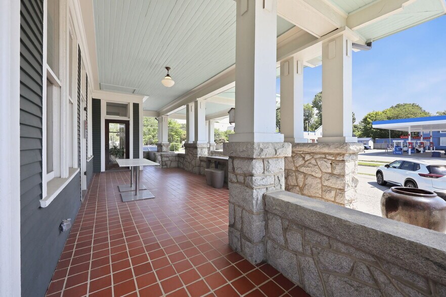 More Photos Of 1100 N Main St, High Point Office For Sale
