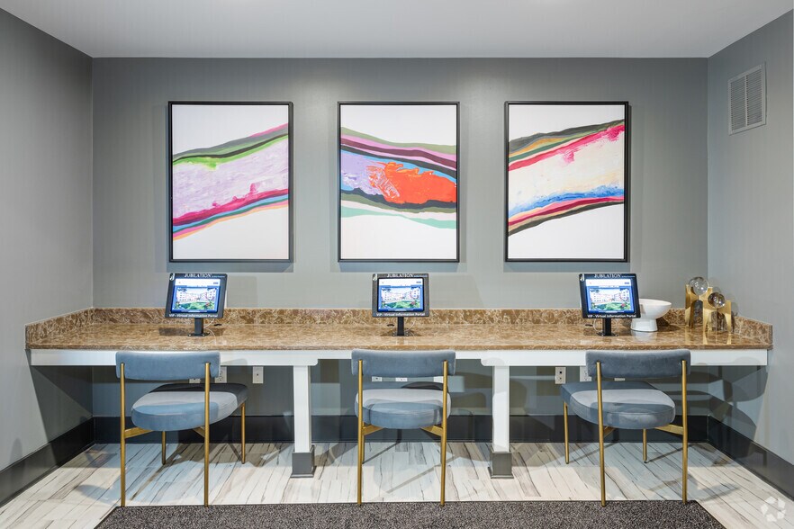 More Photos Of 2200 Carl D Silver Pky, Fredericksburg Apartments For Lease