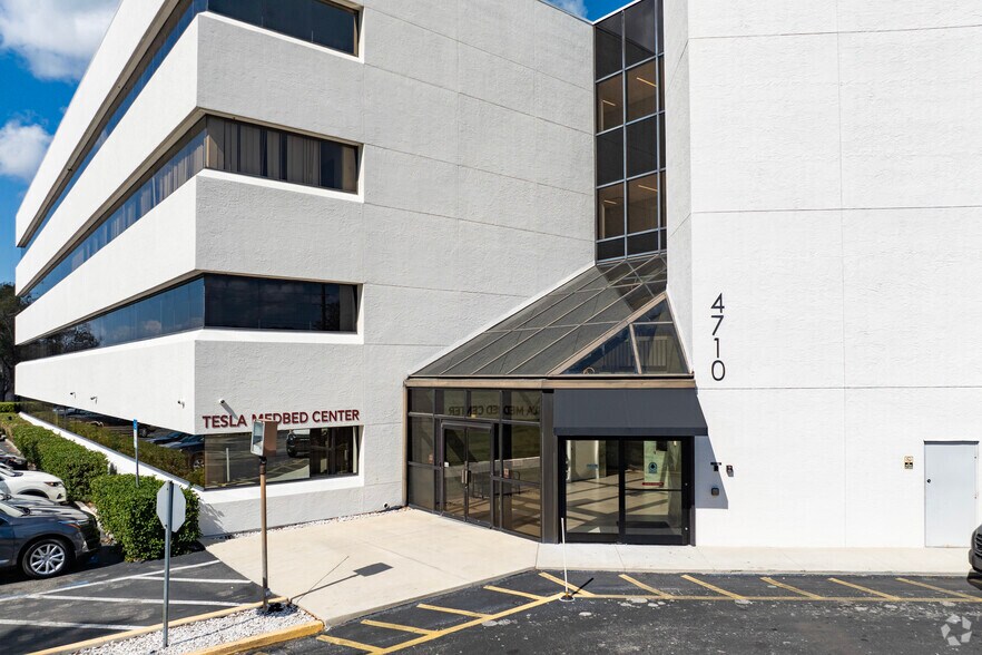 More Photos Of 4710 N Habana Ave, Tampa Medical For Lease