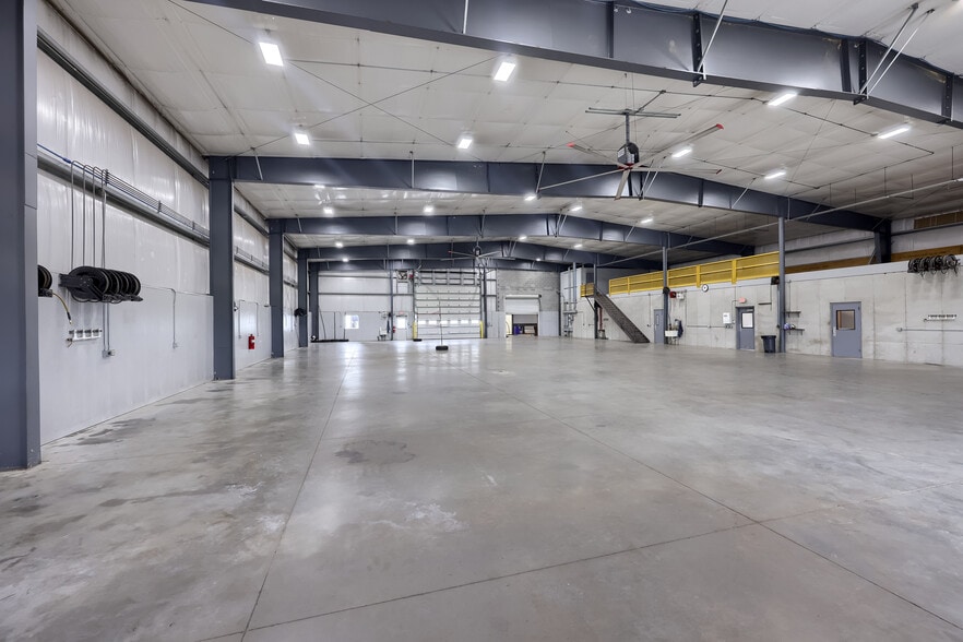 More Photos Of 608 Fairview Rd, Manheim Specialty For Lease