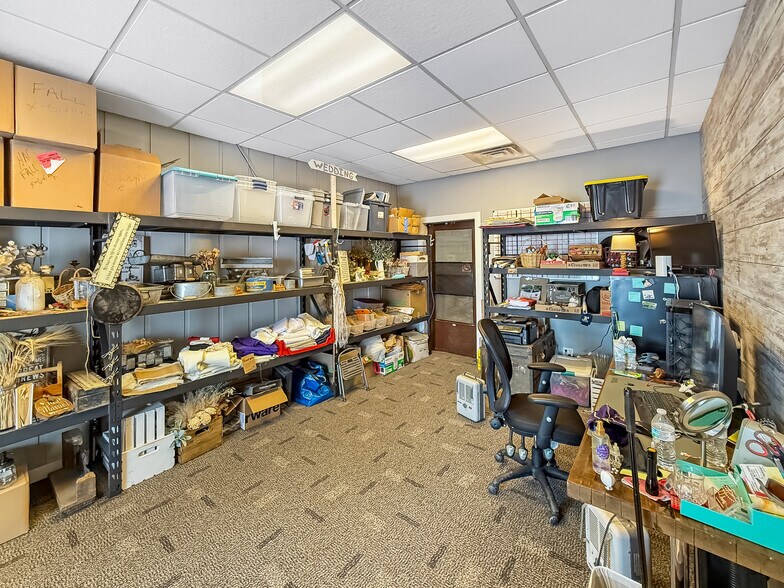 More Photos Of 3408 Clarke St, Norwalk Specialty For Sale