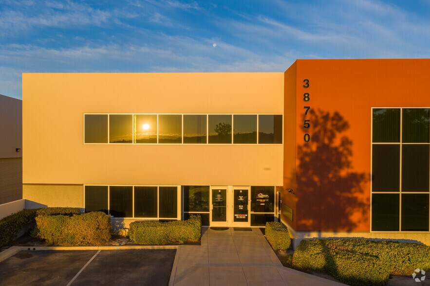 More Photos Of 38750 Sky Canyon Dr, Murrieta Office For Lease