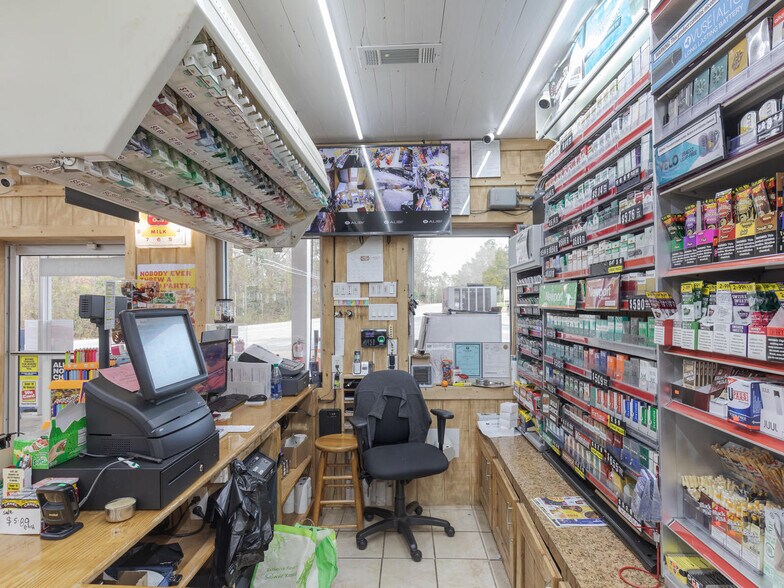 More Photos Of 3346 Us Highway 29, Valley Service Station For Sale