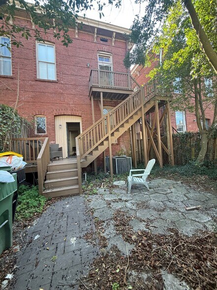 More Photos Of 609 Tattnall St, Savannah Multifamily For Sale