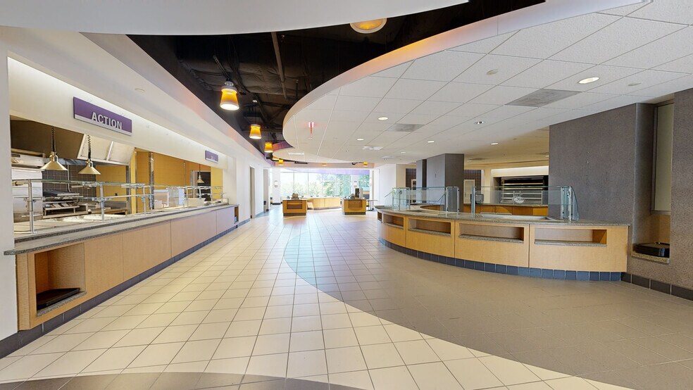 More Photos Of 15000 Conference Center Dr, Chantilly Office For Lease