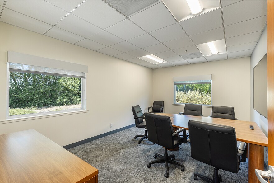 More Photos Of 1101 Vintage Ave, Saint Helena Office For Sale