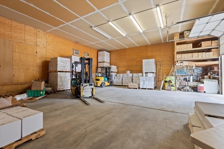 More Photos Of 500 S Bonair Rd, Zillah Winery Vineyard For Sale