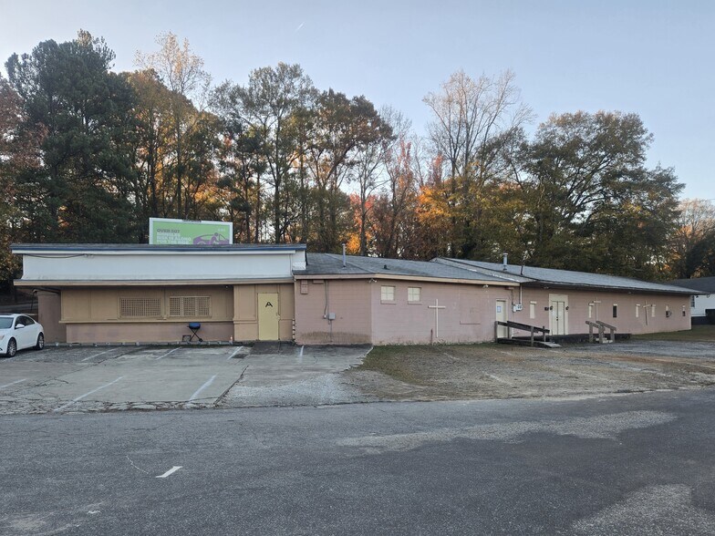 Primary Photo Of 1999 Pryor Rd, Atlanta Warehouse For Sale