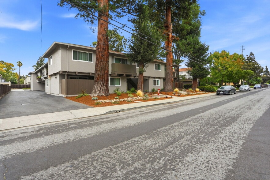More Photos Of 239 Easy St, Mountain View Apartments For Sale
