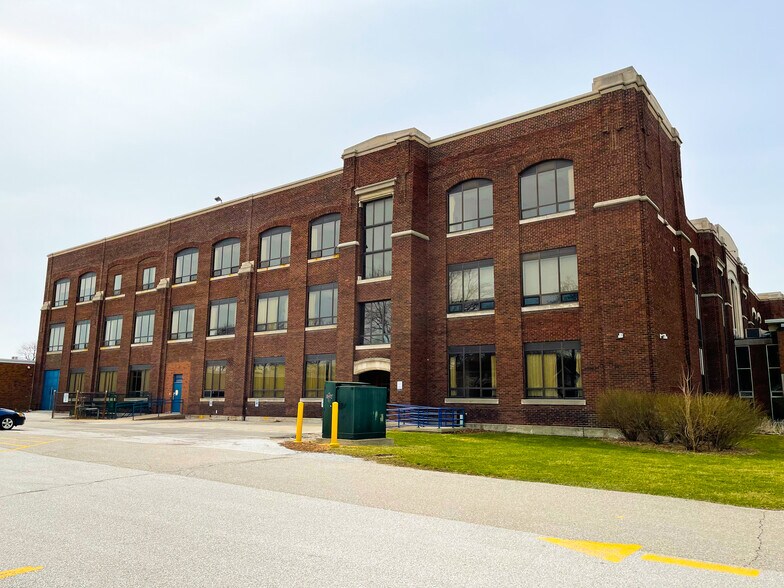 More Photos Of 1375 London Rd, Sarnia Storefront For Lease