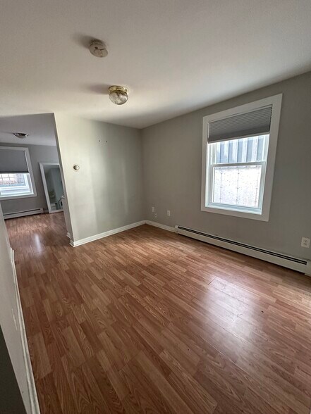 More Photos Of 69 Newbury St, Portland Storefront Retail Residential For Sale
