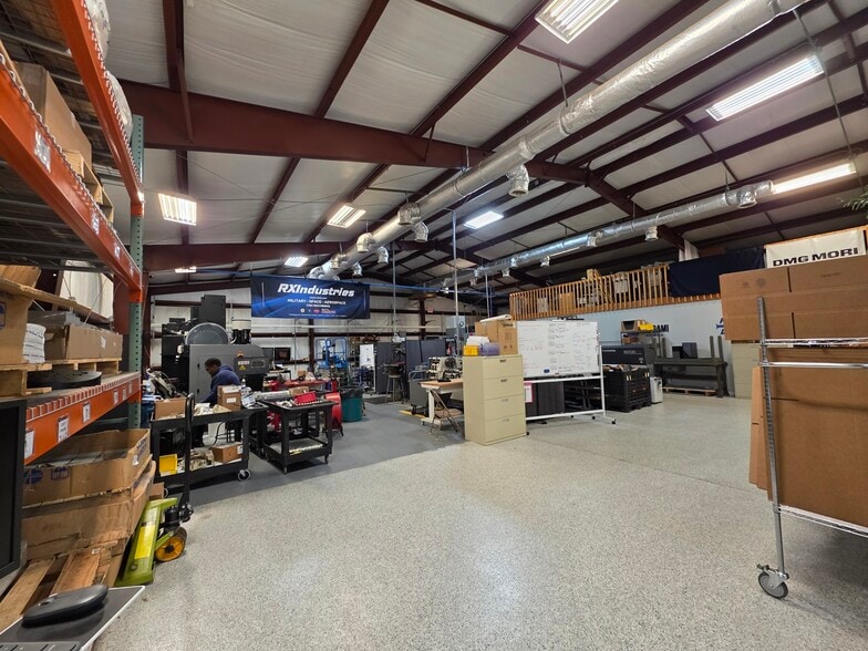 More Photos Of 16 Finch St, Hilton Head Warehouse For Sale