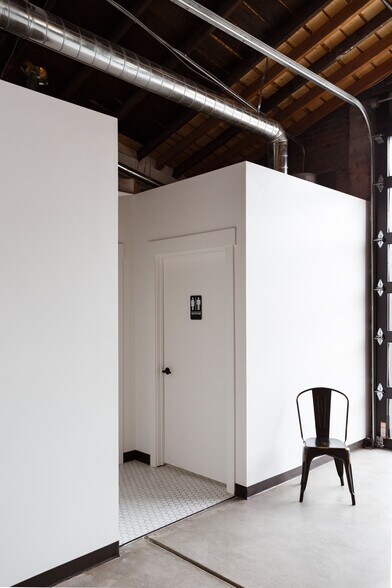 More Photos Of 2204 Washington Blvd, Ogden Storefront For Lease