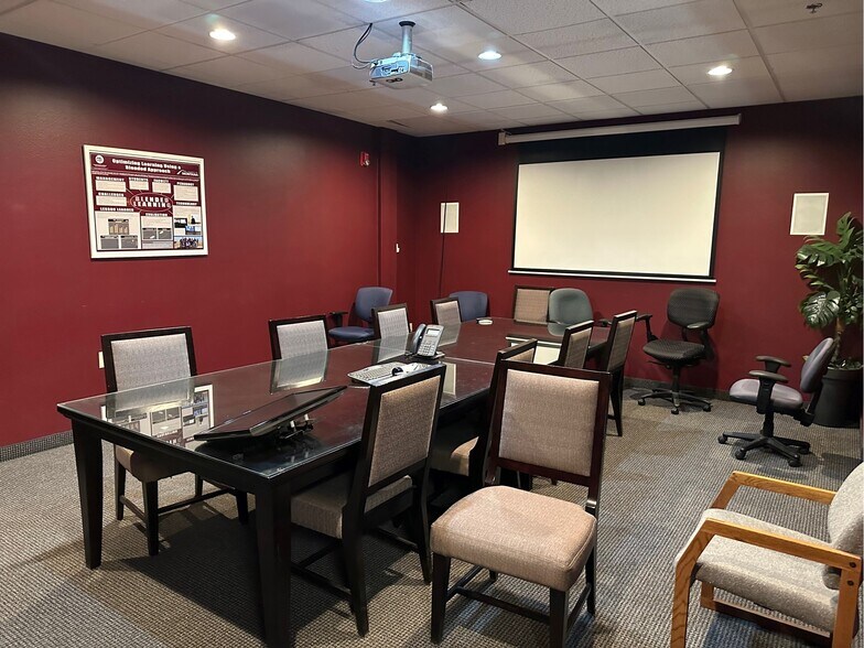More Photos Of 2675 Palmer St, Missoula Office For Lease