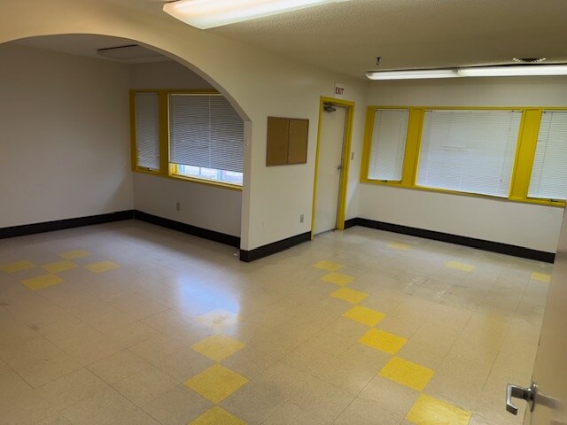 More Photos Of 511 Wilson Ave, Spring Lake Specialty For Sale