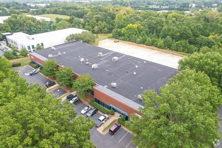 More Photos Of 14201 S Lakes Dr, Charlotte Unknown For Lease