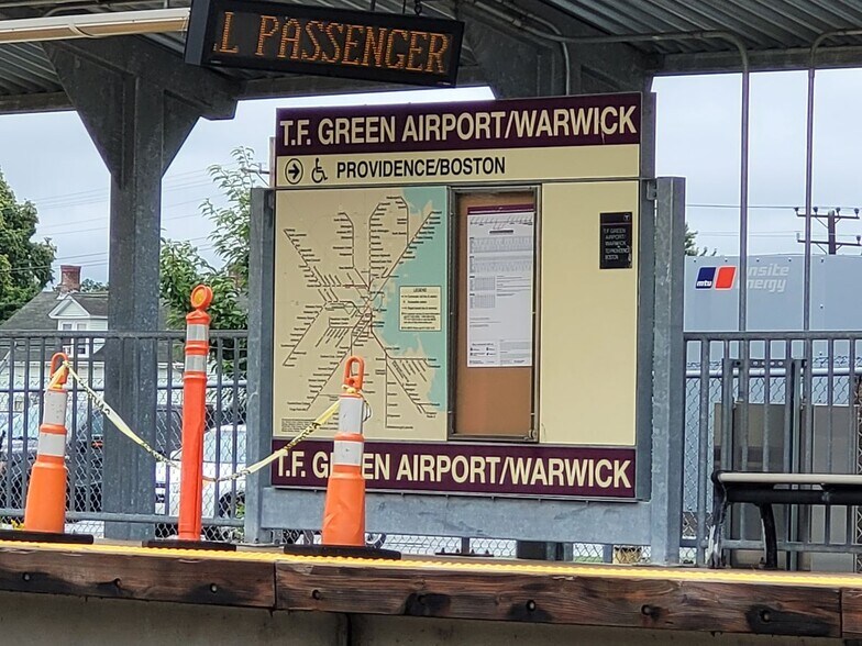 More Photos Of 103 Glenham Ave, Warwick Warehouse For Sale