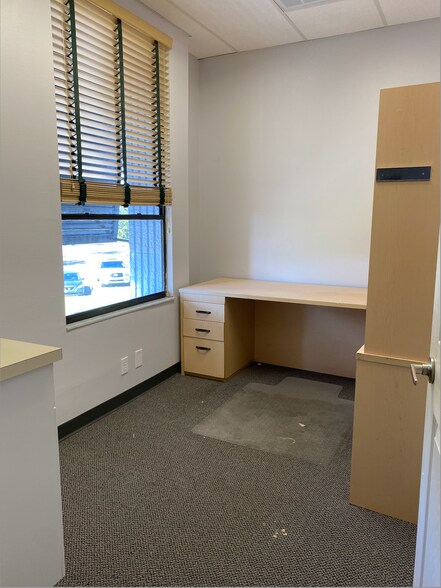 More Photos Of 595 N Courtenay Pky, Merritt Island Medical For Lease
