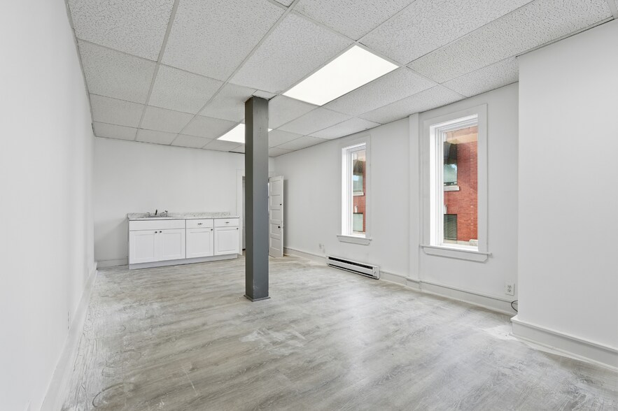 More Photos Of 22-38 School St, Westfield General Retail For Lease