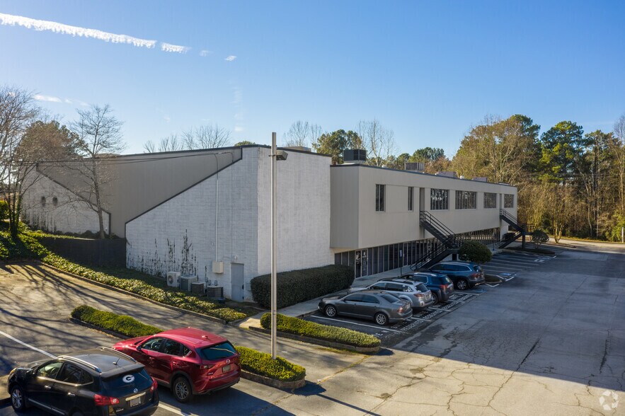 More Photos Of 2121 Fountain Dr, Snellville Medical For Sale
