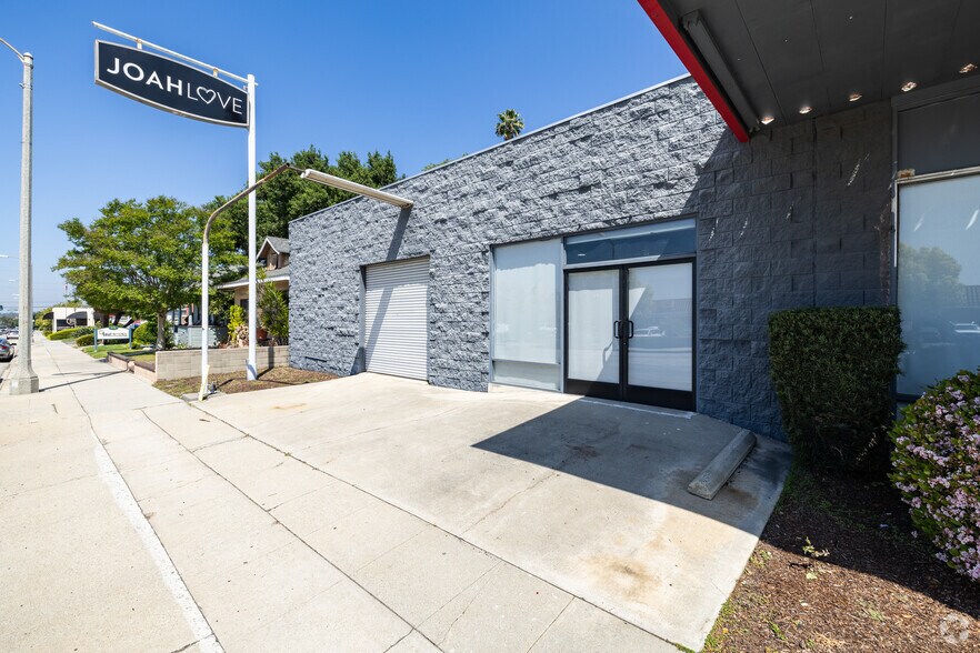 More Photos Of 401-405 W Foothill Blvd, Monrovia Freestanding For Lease