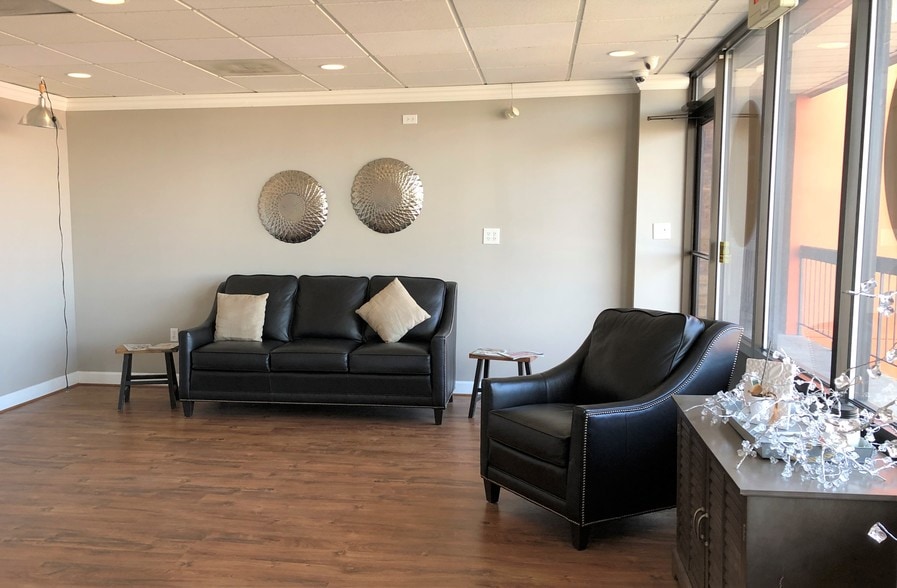 More Photos Of 4 S McCain Dr, Frederick Unknown For Lease