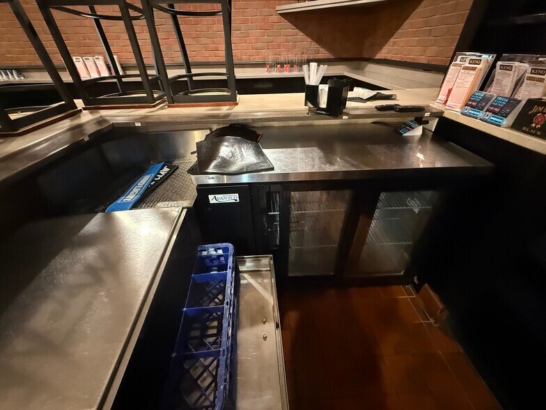 More Photos Of 249 Main St, Rutland Apartments For Lease