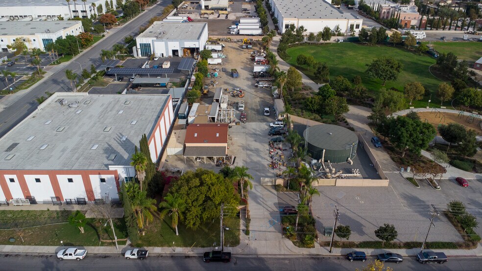 More Photos Of 2023 S Bon View Ave, Ontario Contractor Storage Yard For Sale