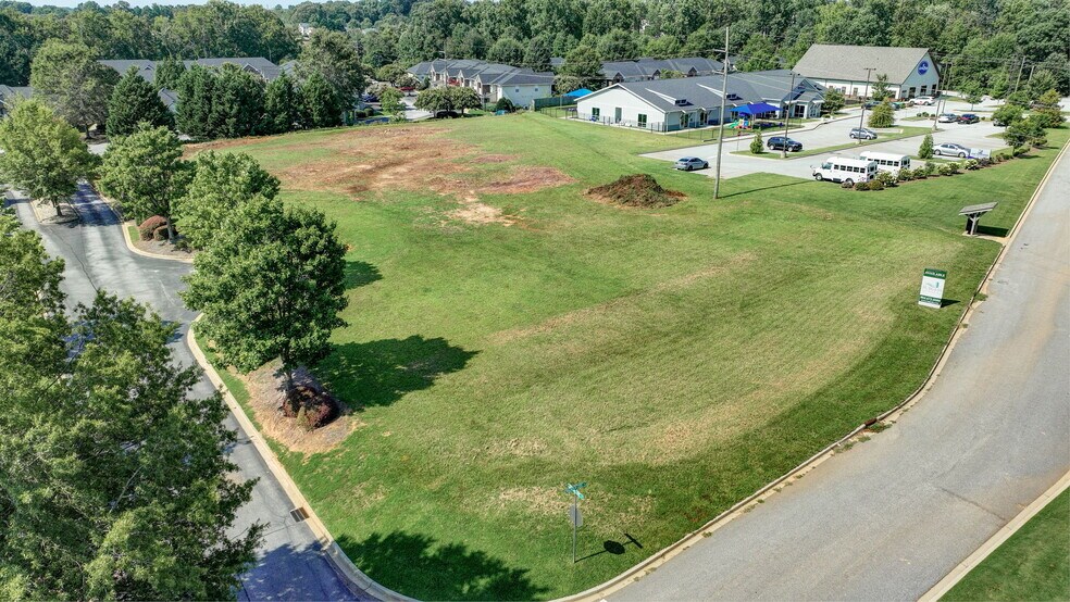 More Photos Of 1 Magnolia Cove Dr, Simpsonville Land For Sale