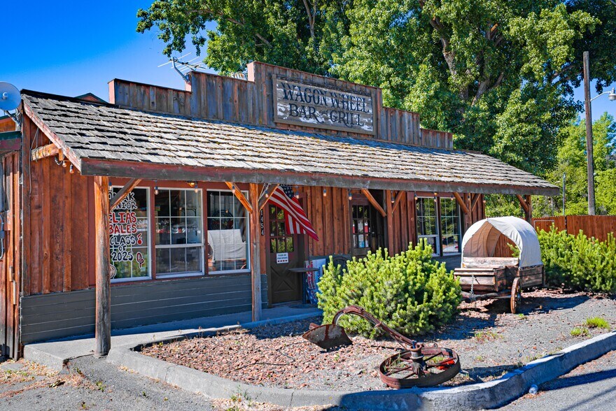 More Photos Of 1454 Old Hwy 97, Malott Restaurant For Sale