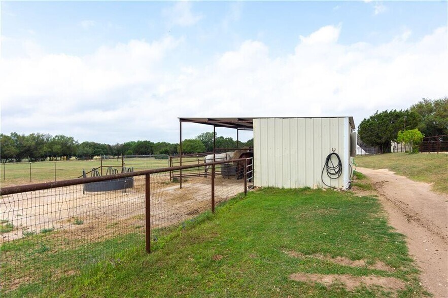 More Photos Of 15000 Fitzhugh Rd, Austin Land For Lease