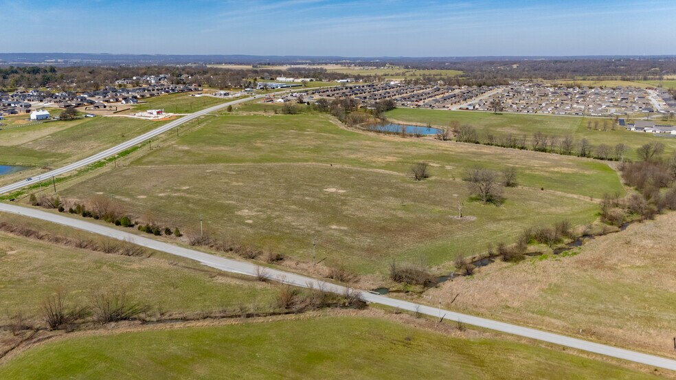 More Photos Of TBD E. Heritage Pky, Prairie Grove Land For Sale